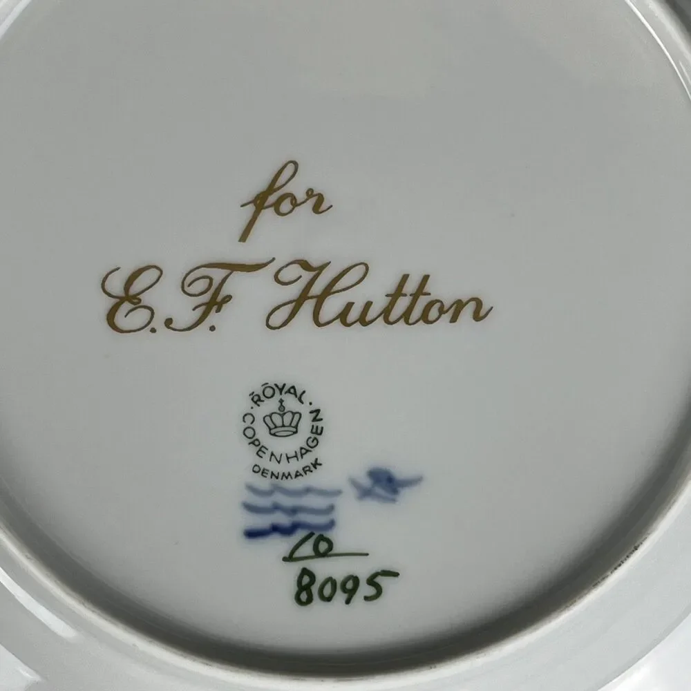 (1 PC) Royal Copenhagen Blue Flowers Braided Plate 8095 EF Hutton Gold Rim‎ EACH